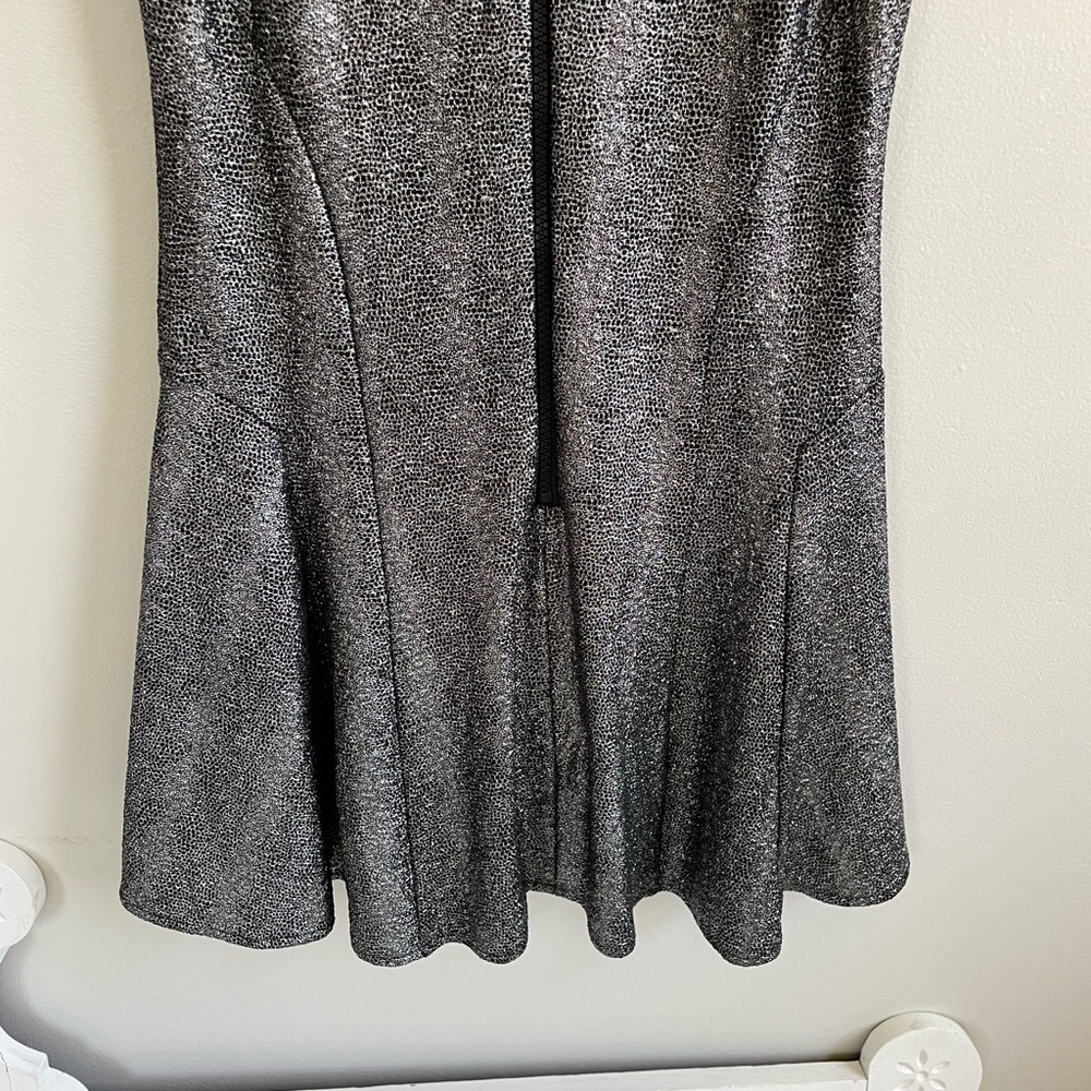 BLACK SILVER SKATER DRESS SLEEVELESS EXPOSED FRONT ZIPPER TEXTURE STRETCH - Picture 8 of 12